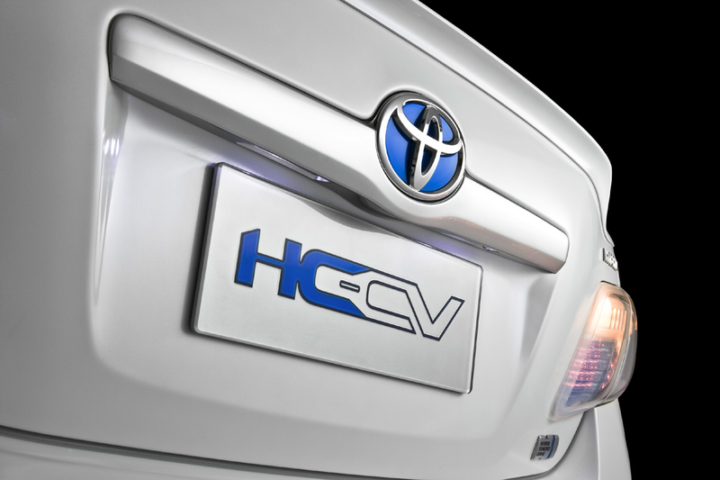 Illustration for article titled Australian Toyota HC-CV Concept Dangerously Close To Cool
